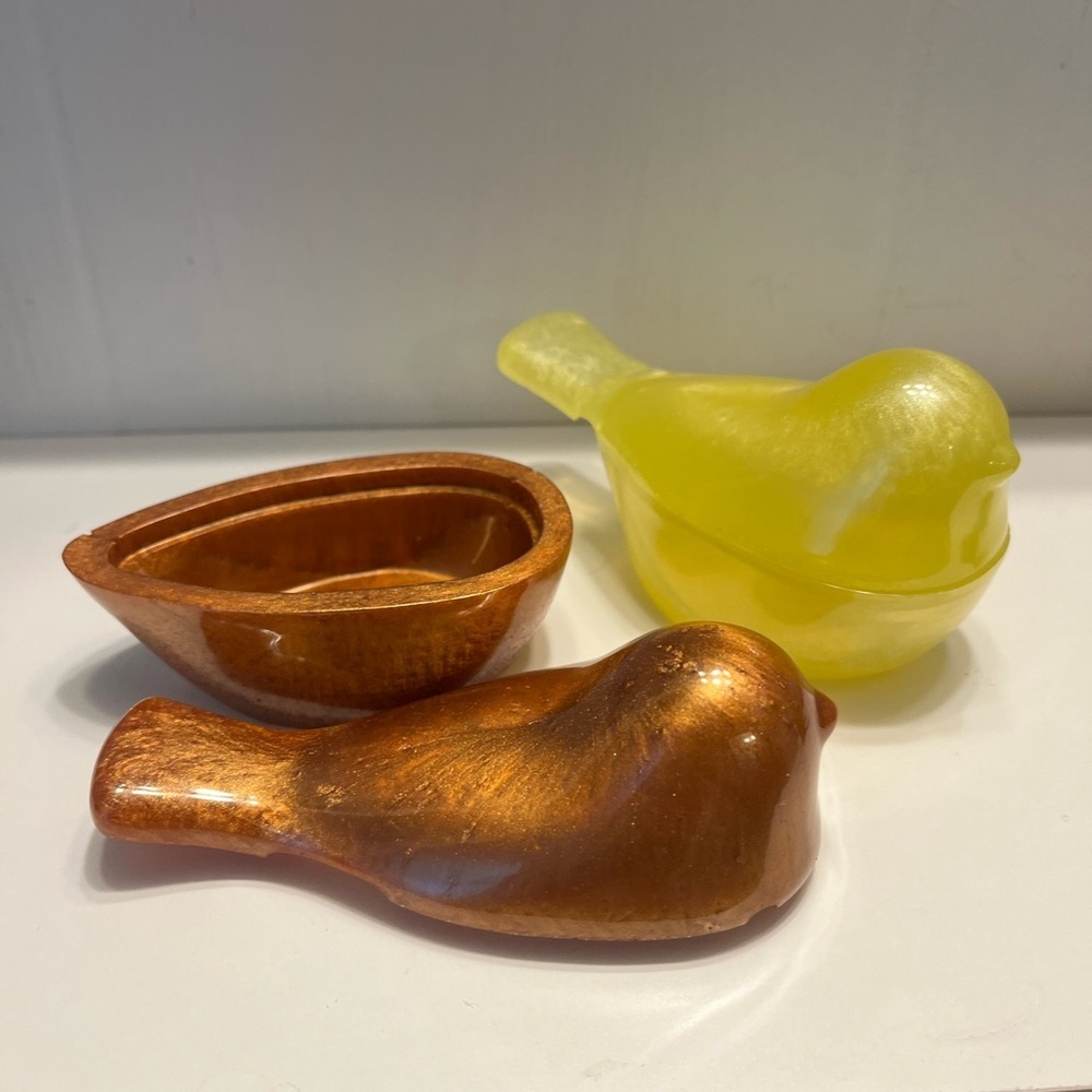 Pick (1) Handmade Elegant Copper or Yellow Bird Jar - Picture 2 of 2
